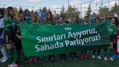 HDI Sigorta kadın futbol takımı Kızlar Sahada organizasyonunda final oynadı